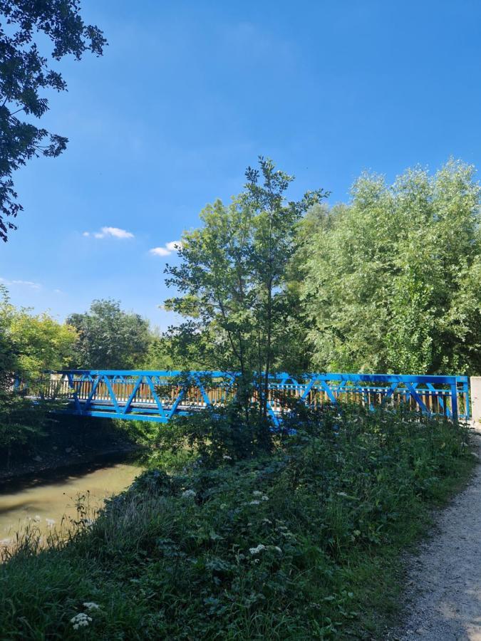 L'entre Deux Eaux 'maison' Balcon 'et Jardin Ferienhaus Reims